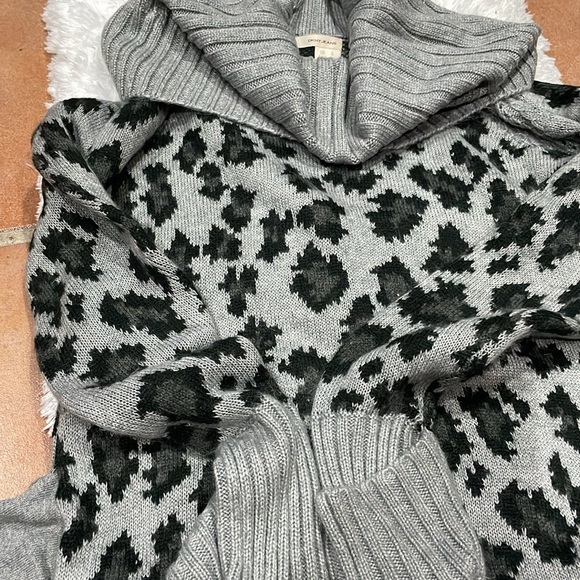Winter sweater dress cheetah print black and grey never used - Picture 2 of 5